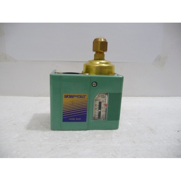 Pressure Switch, SNS-C103, Saginomiya Seisakusho, Japan